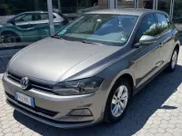 Usata VW Polo Comfortline 90 CV (66 kW) 2019 Grigio Utilitaria