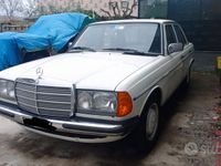 usata Mercedes 200 W 123benzina/gpl 1982