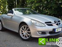 Usata Mercedes SLK280 231 CV (169 kW) 2005 Grigio Cabrio