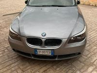 Usata BMW 530 218 CV (160 kW) 2004 Grigio Berlina