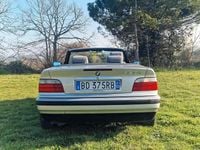 Usata BMW 320 Cabriolet Comfort Edition 150 CV (110 kW) 1999 Grigio Cabrio
