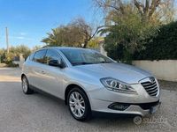 Usata Lancia Delta 120 CV (88 kW) 2013 Grigio Utilitaria