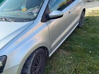 Usata VW Polo Comfortline 101 CV (74 kW) 2015 Grigio Berlina