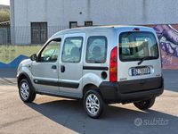 Usata Renault Kangoo Authentique 81 CV (59 kW) 2003 Grigio Monovolume