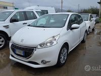 Usata Peugeot 2008 Access 82 CV (60 kW) 2013 Bianco SUV