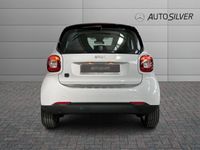 Usata Smart ForTwo Coupé Pure 41 kW (56 CV) 2022 Bianco / pastello Utilitaria