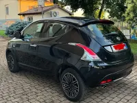 Usata Lancia Ypsilon 102 CV (75 kW) 2020 Nero Utilitaria