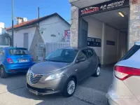 Usata Lancia Ypsilon Gold 69 CV (50 kW) 2015 Grigio Utilitaria
