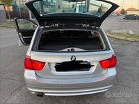 Usata BMW 318 2010 Grigio Station wagon