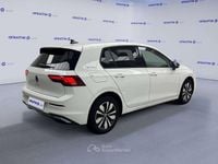 Usata VW Golf VIII Life 116 CV (85 kW) 2025 Bianco Utilitaria