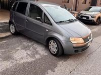Usata Fiat Idea 101 CV (74 kW) 2006 Grigio Monovolume