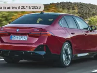 Usata BMW i5 Efficient Dynamics 150 kW (204 CV) 2024 Argento Berlina