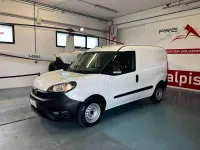 Usata Fiat Doblò Business 95 CV (69 kW) 2021 Bianco Monovolume