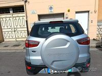 Usata Ford Ecosport Sport 90 CV (66 kW) 2015 Grigio SUV