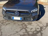 Usata Mercedes A180 136 CV (100 kW) 2021 Grigio Utilitaria