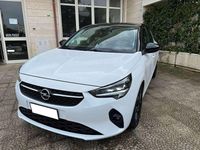Usata Opel Corsa Design & Tech 102 CV (75 kW) 2022 Bianco Utilitaria