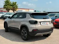 Usata Jeep Avenger Summit 101 CV (74 kW) 2025 Beige SUV