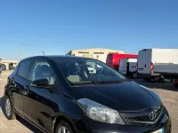 Usata Toyota Yaris Lounge 90 CV (66 kW) 2011 Nero Utilitaria