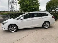 Usata Opel Astra Innovation 136 CV (100 kW) 2017 Bianco Station wagon