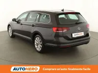 Usata VW Passat Business 150 CV (110 kW) 2023 Grigio Station wagon