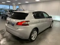 Usata Peugeot 308 Business-Line 120 CV (88 kW) 2017 Grigio Berlina