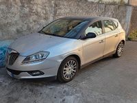 Usata Lancia Delta 120 CV (88 kW) 2010 Grigio Utilitaria