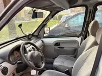 Usata Renault Kangoo 58 CV (42 kW) 2004 Grigio Monovolume