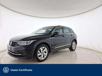 Usata VW Tiguan Life 122 CV (89 kW) 2023 Deep black perlato SUV