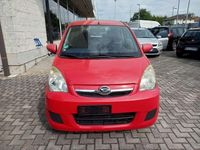 Usata Daihatsu Cuore SHO 69 CV (50 kW) 2011 Rosso Utilitaria