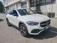 Usata Mercedes GLA200 150 CV (110 kW) 2021 Bianco SUV