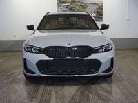 Usata BMW 320 M Sport 184 CV (135 kW) 2023 Grigio pastello Station wagon