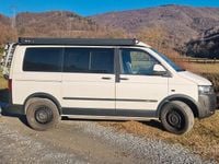 Usata VW Caravelle 180 CV (132 kW) 2013 Furgone