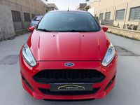 Usata Ford Fiesta ST-Line 75 CV (55 kW) 2017 Rosso Berlina