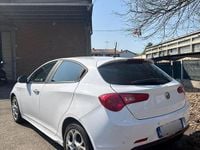 Usata Alfa Romeo Giulietta Business 120 CV (88 kW) 2017 Bianco Utilitaria