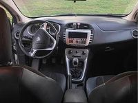 Usata Lancia Delta 120 CV (88 kW) 2010 Utilitaria