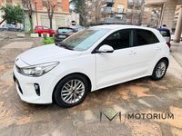 Usata Kia Rio 90 CV (66 kW) 2017 Bianco Berlina