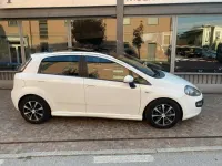 Usata Fiat Punto Evo Sport 95 CV (69 kW) 2011 Bianco Utilitaria