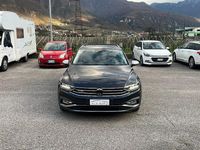 Usata VW Passat Alltrack 200 CV (147 kW) 2022 Grigio Station wagon