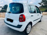 Usata Renault Modus 67 CV (49 kW) 2010 Bianco Monovolume