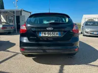 Usata Ford Focus 115 CV (84 kW) 2012 Nero Berlina