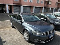 Usata VW Passat 105 CV (77 kW) 2012 Grigio Station wagon