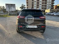 Usata Jeep Cherokee Limited 200 CV (147 kW) 2016 Grigio SUV