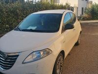 Usata Lancia Ypsilon 2011 Bianco Utilitaria