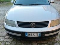 Usata VW Passat 125 CV (91 kW) 2000 Grigio Station wagon