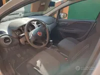 Usata Fiat Grande Punto 69 CV (50 kW) 2015 Utilitaria