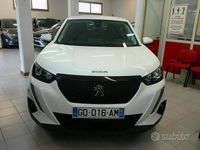 Usata Peugeot 2008 Active 110 CV (80 kW) 2021 Bianco SUV