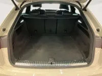Usata Audi Q8 Sport 286 CV (210 kW) 2023 Beige vigogna metallizzato SUV