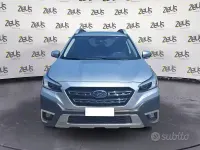 Usata Subaru Outback Premium 169 CV (124 kW) 2023 Grigio Station wagon