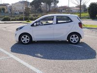 Usata Kia Picanto Urban 65 CV (47 kW) 2021 Bianco Utilitaria