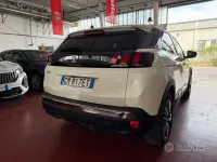 Usata Peugeot 3008 Allure 131 CV (96 kW) 2023 Bianco SUV